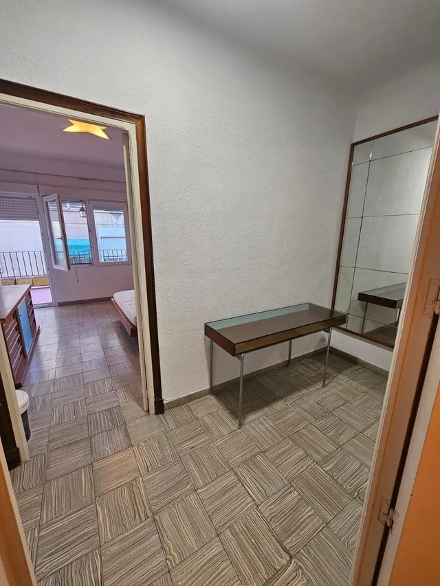 SE ALQUILA VIVIENDA EN EL CORAZÓN DE ALICANTE — 23