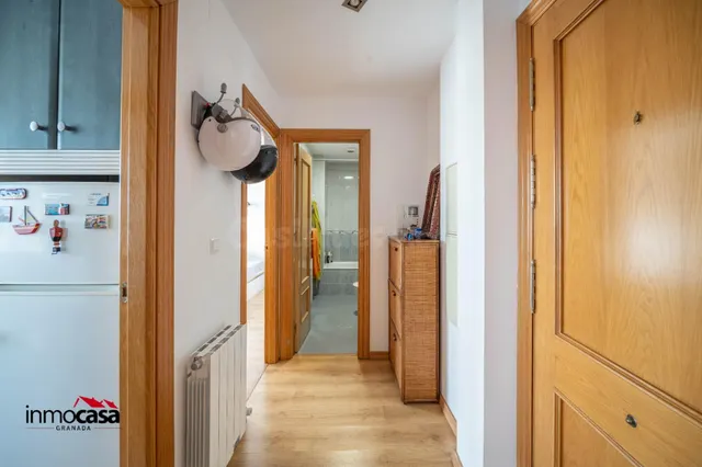 PISO DE UN DORMITORIO EN LA ZUBIA - foto 5