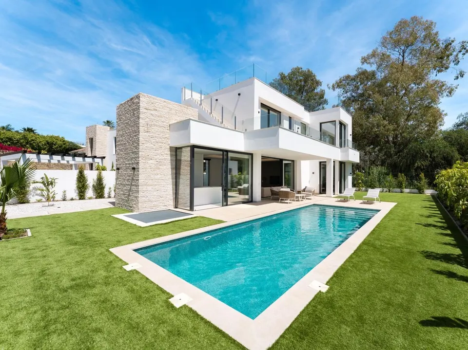 VILLA DE LUJO EN ESTEPONA, MONTE BIARRITZ