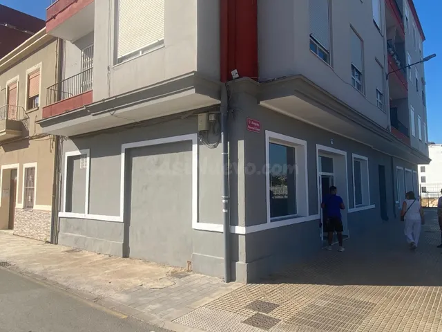 LOCAL EN PAIPORTA — 3