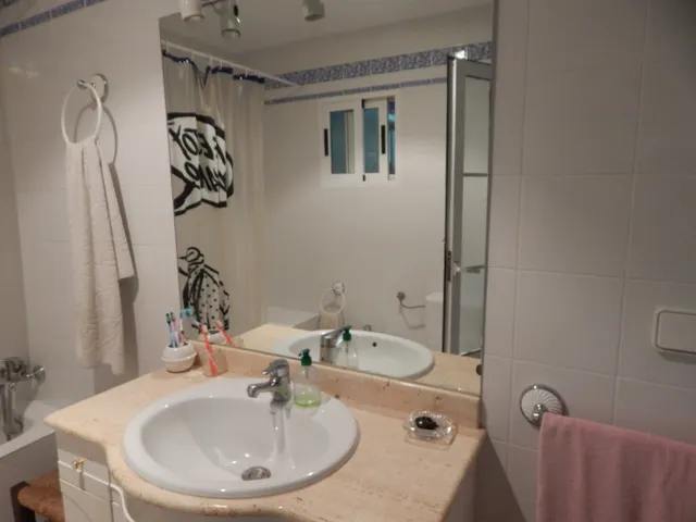 CASA DE CAMPO CON TERRENO URBANIZABLE EN ONTINYENT. — 23