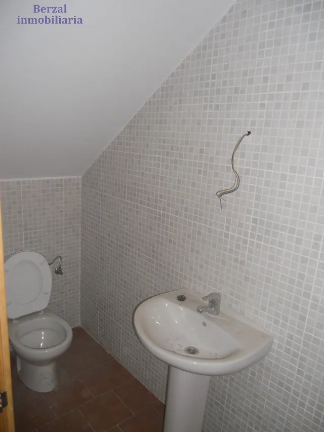 Chalet en venta en Navarrete. Muy amplio. A estrenar. — 16