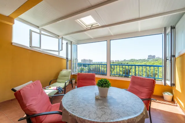 Apartamento con vistas al mar en Altos de Campoamor — 21