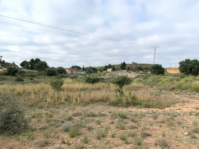 Parcela con terreno rústico de 37.000m2 en zona Bonavista