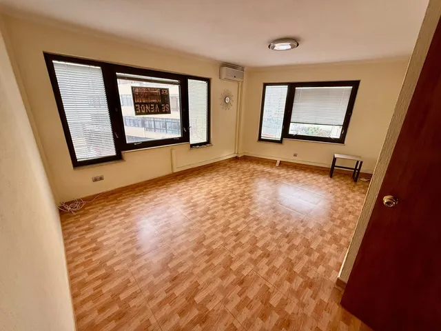 Oficina 3 habitaciones 85m² en venta - Marbella — 9