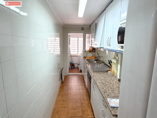 ¡atico a 200m del paseo maritimo con 2 plazas de parking! — 9