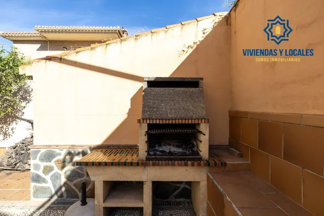 Estupendo chalet independiente en Cájar — 45