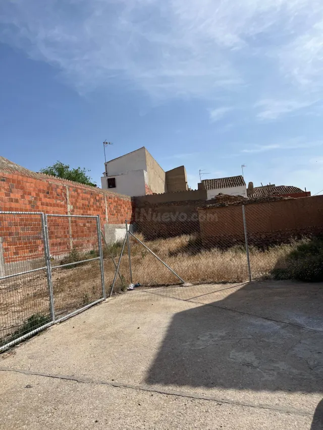 VENTA DE SOLAR URBANO EN BARRAX - foto 2