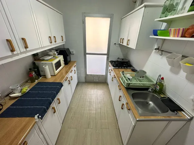 PISO PARA ENTRAR A VIVIR DE CUATRO DORMITORIOS PRÓXIMO A EST - foto 5
