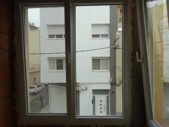 Piso para reformar a tu gusto - 3 dormitorios - 3 calles - Ventanas nuevas — 26