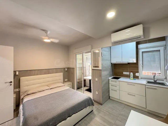 REFORMADO APARTAMENTO DE 2 DORM. 2 BAÑOS. 65 M2. A 350 METRO - foto 4