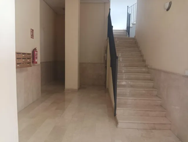 V.P.O.  CON 2 GARAJES Y TRASTERO EN URBANIZACIÓN CON PISCINA — 21