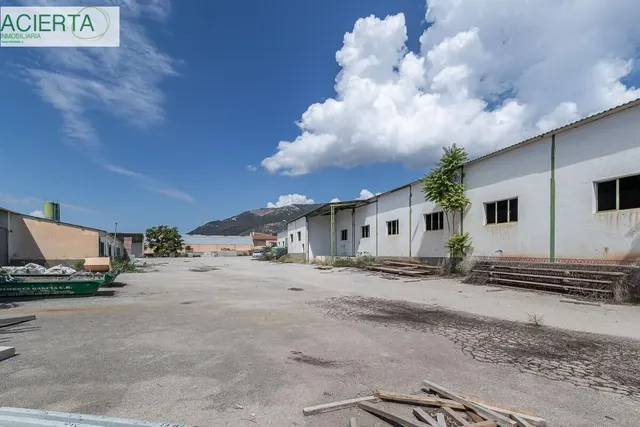Terreno industrial a la entrada de Illora — 12