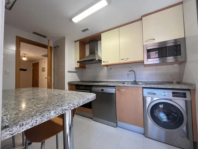 Amplio y Luminoso Piso en Romareda con Vistas al Parque ✨ — 23