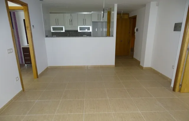Apartamento de 62 m2 con 2 dormitorios, terraza y parking — 8