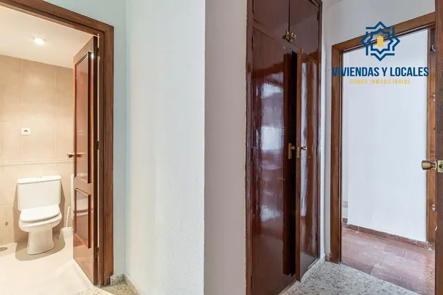 MAGNIFICA VIVIENDA EN LAS FLORES - CAMINO DE RONDA — 16