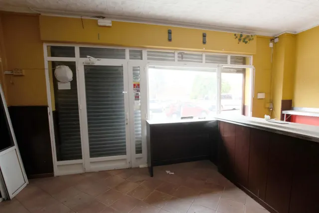 Local Hostelería en Parque de San Fernando — 17