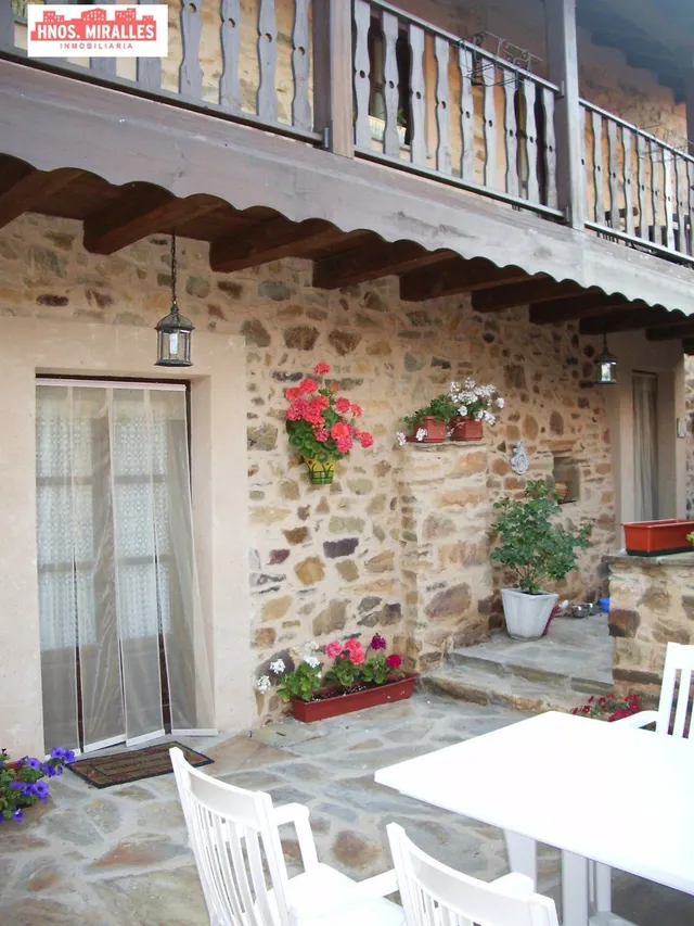 SE  VENDE CASA TIPICA MARAGATA INDEPENDIENTE EN EL CAMINO DE SANTIAGO — 21