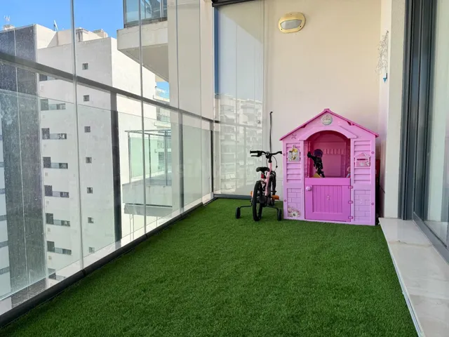 Piso de esquina en planta alta con terraza, garaje y trastero en La Cala de Villajoyosa — 5