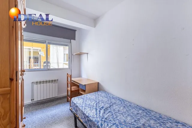 Piso amplio y luminoso en Ronda–Arabial — 15