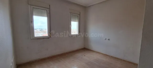PISO MUY LUMINOSO CON VISTAS DESPEJADAS y PLAZA DE PARKING - foto 5