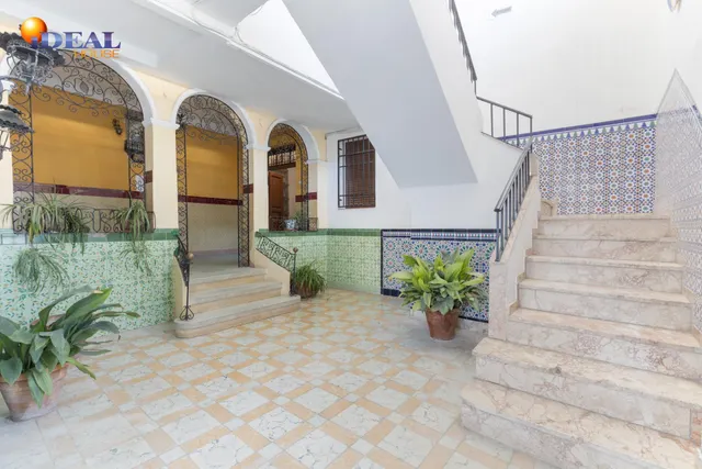 Edificio en venta completo junto a Gran Vía- Bajo Albaicín — 4