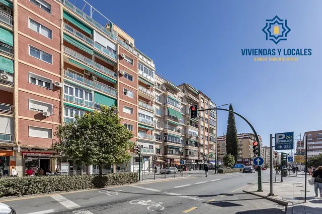 Piso en Camino de Ronda — 24