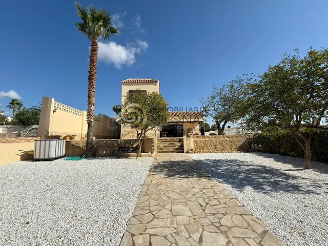 Gran chalet independiente en La Nucía – Zona Barranco Hondo - foto 3