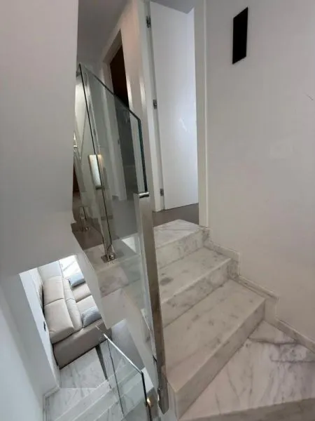 Villa 3 habitaciones 150m² en venta - Zona Pueblo — 16