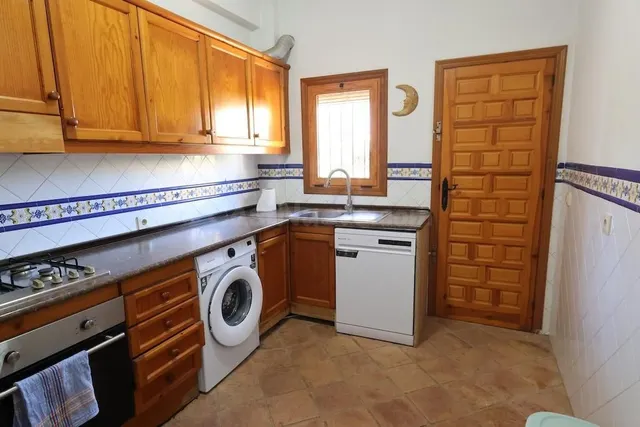 Chalet 4 habitaciones 133m² en venta - Costa blanca — 4