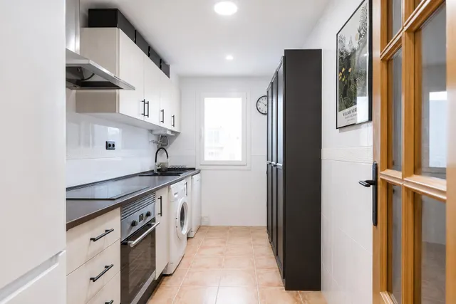 Piso disponible de 2 habitaciones en el Cabanyal. — 9