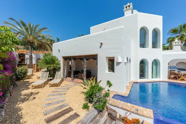 Villa de Estilo Finca Mediterránea con Vistas al Mar en Moraira — 23