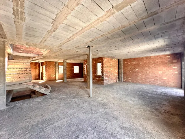 Magnífica casa en construcción — 9