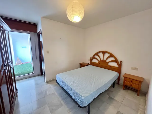 Apartamento de 1 dormitorio con terraza junto a la Universidad – El Ejido — 10