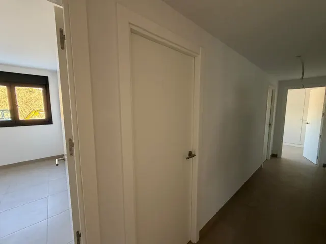 Vivienda moderna en Mijas con vistas al mar y jardín privado — 40