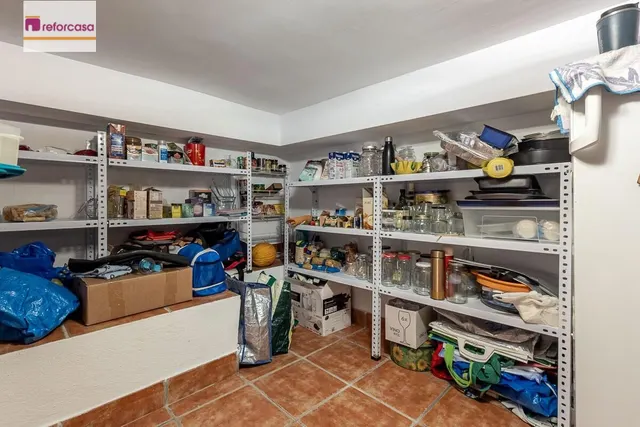 CASA PAREADA EN LA ZUBIA CON PISCINA, ZONA DE BARBACOA Y JARDÍN — 42