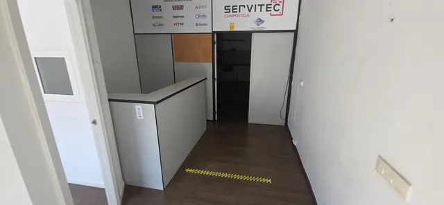 LOCAL COMERCIAL EN AVENIDA DE FERROL — 3