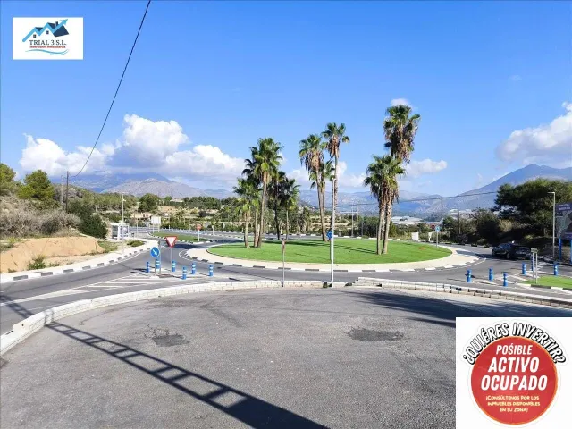 Venta de terreno urbano en La Nucía (Alicante)