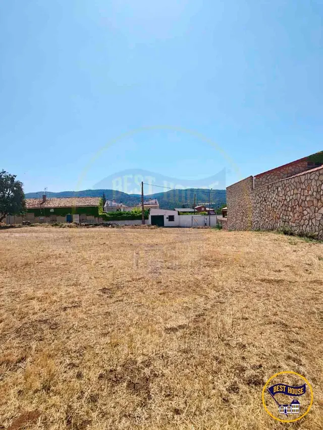 TERRENO URBANIZABLE EN VENTA — 10