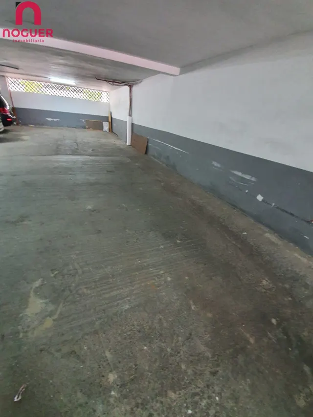 Plaza de garaje situada en la calle Vazquez Aroca — 2