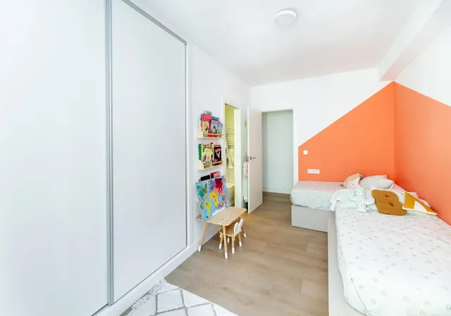 ✨ EXCLUSIVA VIVIENDA REFORMADA EN PLAZA MARIANA PINEDA — 23