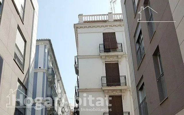 Acogedor, bonito y luminoso con balcón, todo exterior y cerca del centro — 19