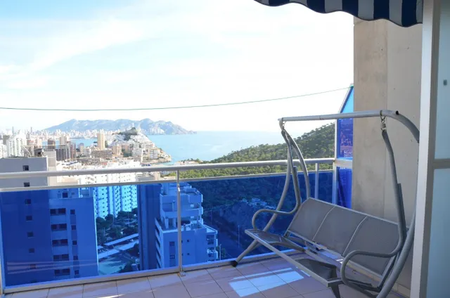 SE VENDE ÁTICO DUPLEX DE TRES DORMITORIOS EN CALA VILLAJOYOS