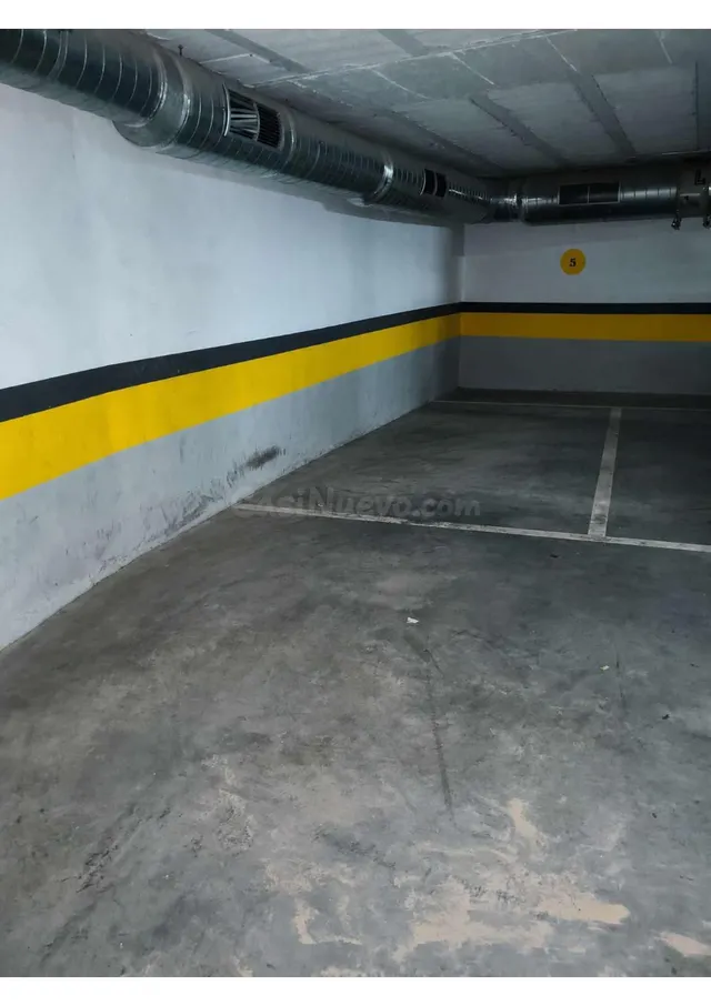 BONITO PISO AMUEBLADO CON PLAZA DE GARAJE - foto 3