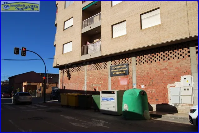 Alquiler de amplio local comercial en Santomera con excelent - foto 4