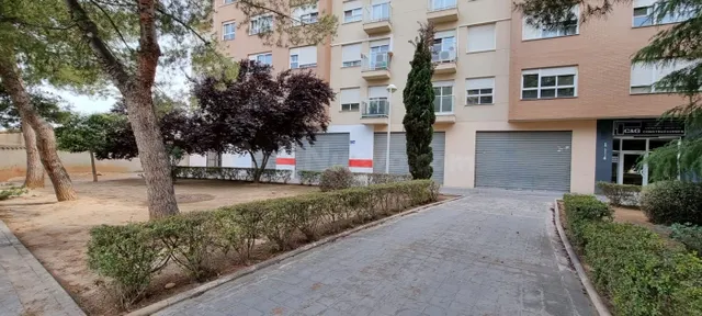 Ref. 03928 - Local comercial diáfano en Llíria - foto 5