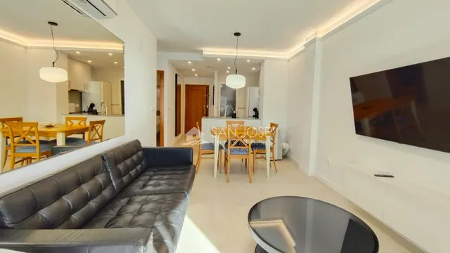 VENTA DE PISO REFORMADO EN ARENALES DEL SOL CON LICENCIA TURÍSTICA — 11