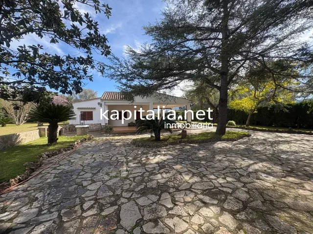 ESPECTACULAR CHALET A LA VENTA EN BARCHETA — 2