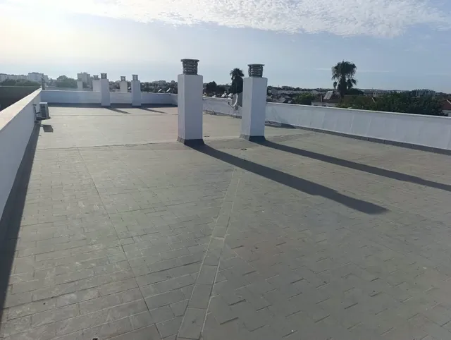 LUMINOSO PISO EN LA MILAGROSA DE 3 DORMITORIOS — 22