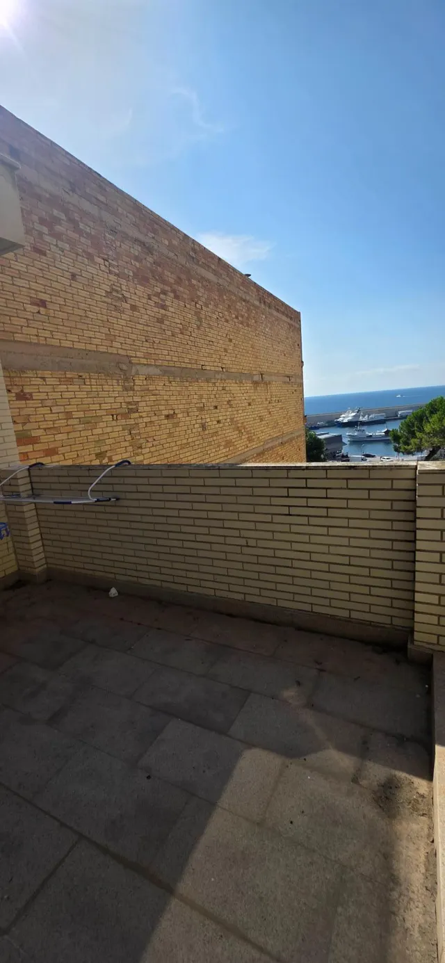 Dúplex en primera línea de mar en l’Ametlla: dos terrazas, vistas espectaculares y piscina comunitaria — 27